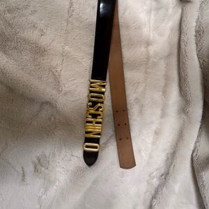 Vintage Moschino Patient leather belt